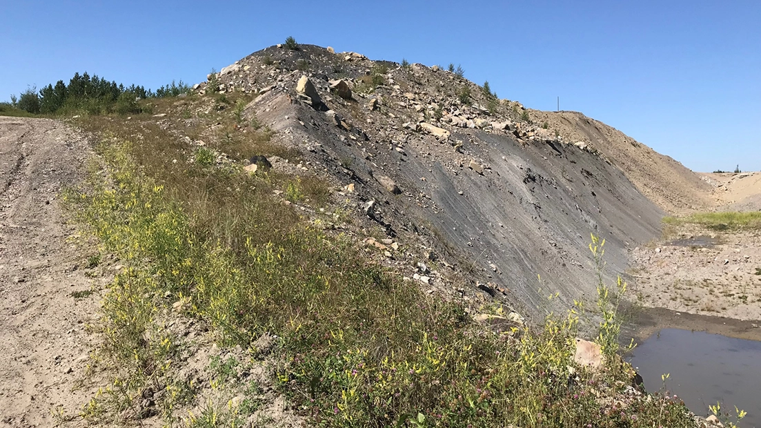 Coal Valley Before 1 1103x620